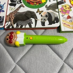 アンパンマンおしゃべりのりものずかんの画像