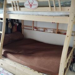 二段ベッド❗️上段（シングル）下段（セミダブル）の画像