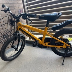 子供用　自転車　16インチ　ハマー　HUMMER 黄色　イエロー　トイザらス
の画像