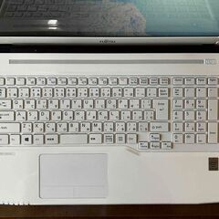 富士通 LIFEBOOK Win11 SSD 8G Office 美品の画像