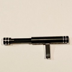 【新品】クリップ式アロマディフューザー 香料スティック5本付 ①の画像