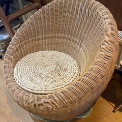 籐の椅子の画像