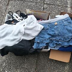 急募☆130センチダンボール一箱分夏物多めの画像