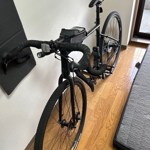 Fuji グラベルロードバイク