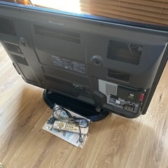 パナソニックVIERAテレビ37型の画像