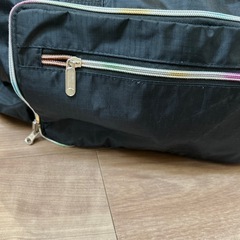 旅行用カバンの画像