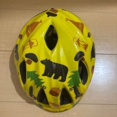 モンベル子供用ヘルメットの画像