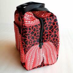 草間彌生のランチバッグ、ランチボックス、お弁当袋、保冷バッグの画像