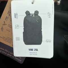 タグ付き新品 pacsafe VIBE 25 リュック 60301100の画像