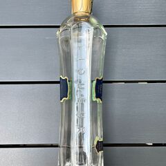 【飾り】インテリアや花瓶など｜St Germain空き瓶（重厚感あり）の画像