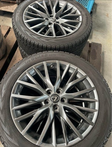 RX Fスポーツ　スタッドレスタイヤ