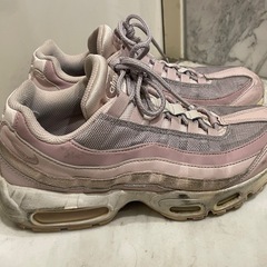 nike スニーカー　24.5の画像