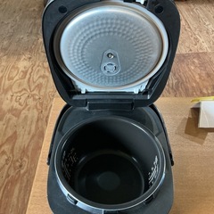 動作確認済❗️ 早い物勝ち🚗💨　Panasonic 2020年製 SR-CFE109 黒 炊飯器の画像