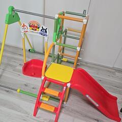 アンパンマンジャングルジムの画像