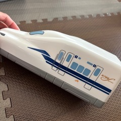 新幹線　お弁当箱　の画像