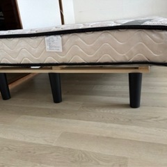 ベッド ベッドフレームの画像