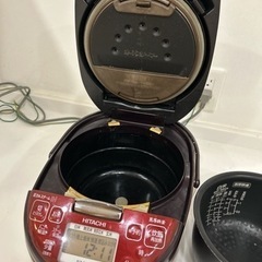 日立炊飯器　5.5合炊きの画像