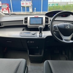 ◼️フリード ハイブリッド◼️両側パワスラ・地デジ◼️車検R8.4◼️黒◼️GP3の画像