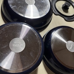 【美品】THERMOS ガス用　5点セット　フラインパン　鍋の画像