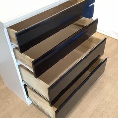 【交渉中】No.124　チェスト　タンス　黒　４段（豊橋市収集業務課リユース家具）の画像