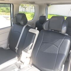 日産セレナ（8名）の画像