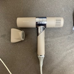 KINUJOヘアドライヤーの画像