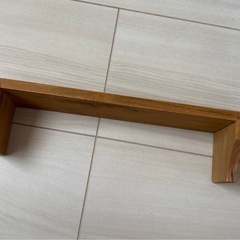 壁掛け飾り棚の画像