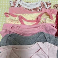ベビー服　70サイズ　80サイズ　ロンパース　肌着の画像