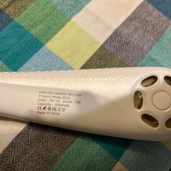 携帯用ネックファンの画像