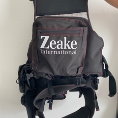 【美品】Zeake フィッシングベストの画像