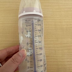 NUK 哺乳瓶の画像