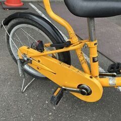 無印良品 子供用自転車 16インチ キッズサイクル イエロー 良品計画 ジュニア カゴ ベル 手押し棒 補助輪 自転車練習 スタンド 札幌市 白石店 の画像