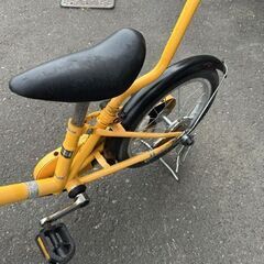 無印良品 子供用自転車 16インチ キッズサイクル イエロー 良品計画 ジュニア カゴ ベル 手押し棒 補助輪 自転車練習 スタンド 札幌市 白石店 の画像