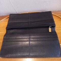 【早いもの勝ち！】GIVENCHY ジバンシー 長財布 レザー ブラックの画像