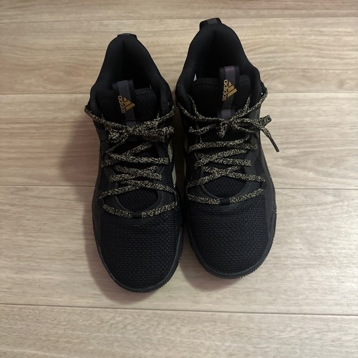 adidasバスケットシューズ
　27cm
