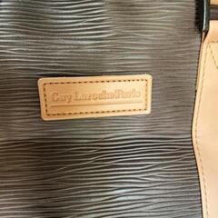 Guy Laroche Paris ボストンバッグ ブラウンの画像