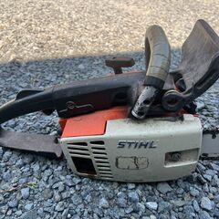 STIHL チェンソー 015AV スチール エンジンチェンソー 動作未確認の画像
