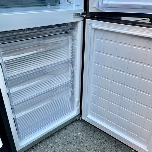 《売約済》【武蔵小山店】　シャープ SHARP 冷蔵庫 310L 23年製 高年式 SJ-PD31 sj-pd31 2ドア 冷凍冷蔵庫 大容量 大型 家族 ファミリー Refrigerator Fridge