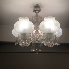豪華高級　シャンデリア　オールガラス　LED  5灯の画像