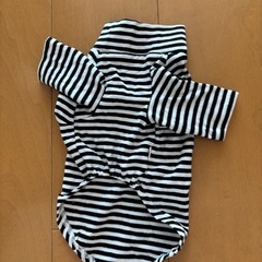 犬 服 ほぼ新品 3点セットの画像