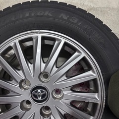 
ヴォクシー、ノア、エスクワイア用 スタッドレスタイヤ＆純正ホイールセットの画像