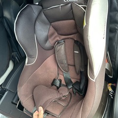 お値引き可⭐︎コンビ チャイルドシート　COMBI 新生児～4歳頃 0-18kg 乳児用 幼児用 ベビーシートの画像