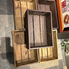 木箱　5個の画像