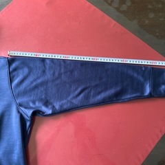 UNDER ARMOUR フード付きパーカー ネイビー/ライムの画像