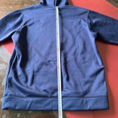 UNDER ARMOUR フード付きパーカー ネイビー/ライムの画像