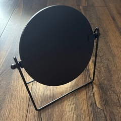 鏡　新品　モデルルーム　鉄の画像