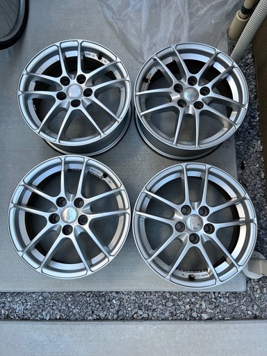 TWS 軽量ホイール　プリウス等