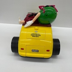 ｍ＆ｍsイエロークラシックカーディスペンサーの画像