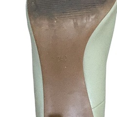guのパンプスの画像