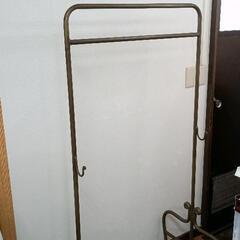 0901-029 アンティーク調　ハンガーラックの画像